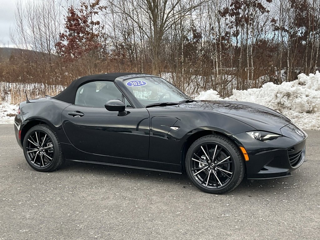 Used 2024 MAZDA MX-5 Miata Grand Touring video 1
