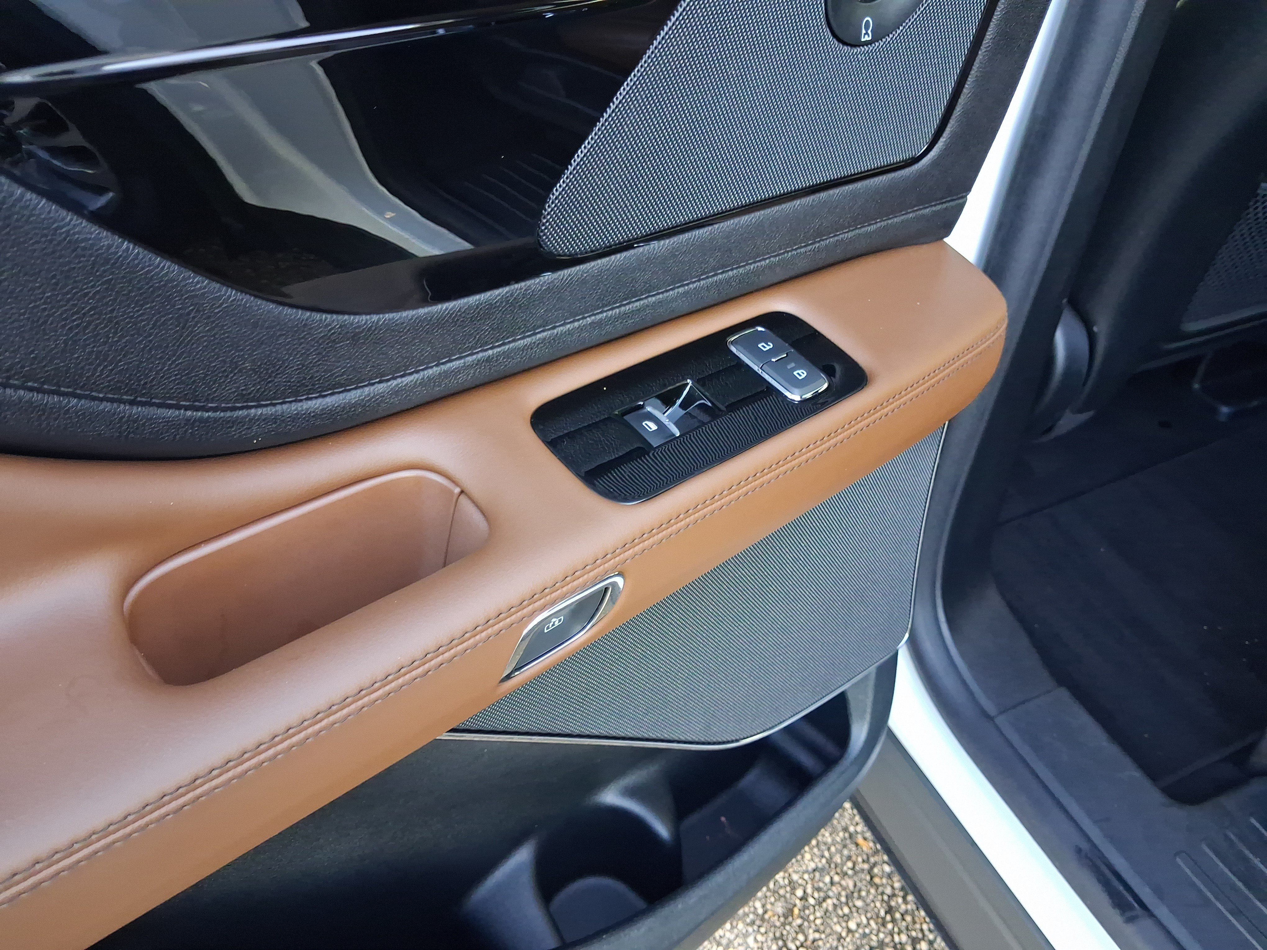 Certified 2024 Lincoln Aviator Reserve w/ Elements Package Plus RWD image 10