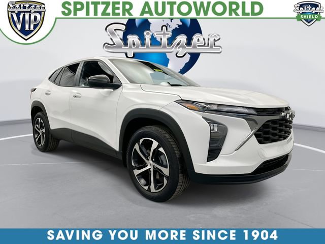 Used 2024 Chevrolet Trax RS w/ Driver Confidence Package image 1