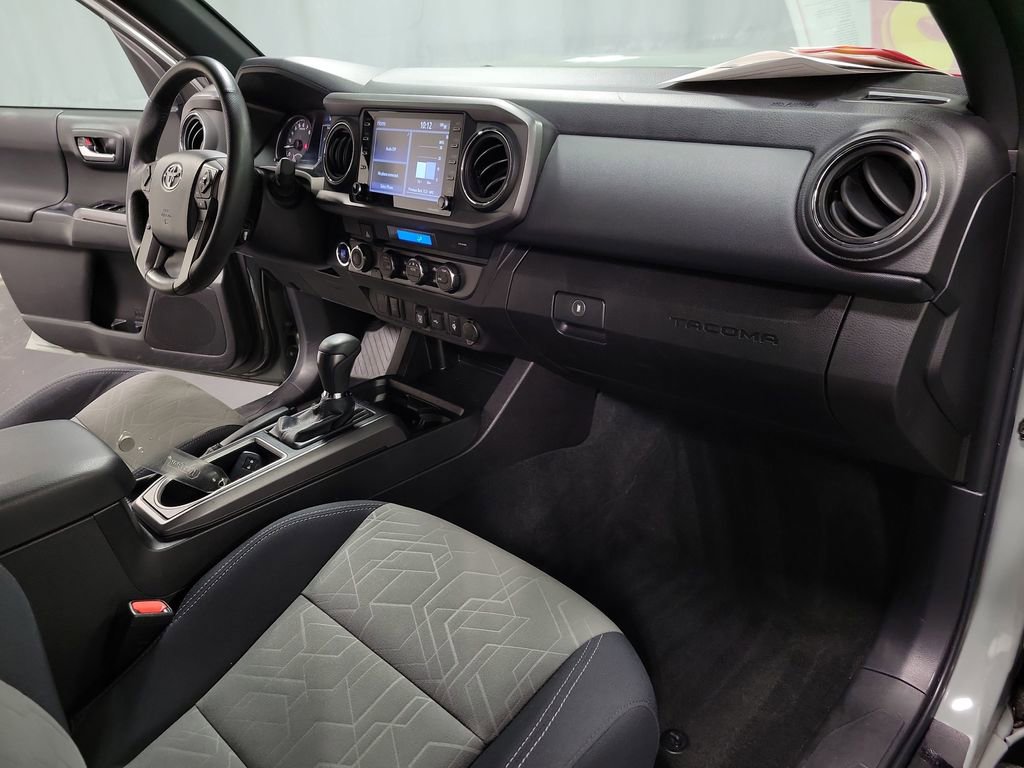 Used 2023 Toyota Tacoma TRD Off-Road image 22