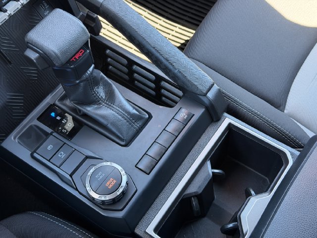 Used 2025 Toyota Tacoma TRD Sport RWD image 12