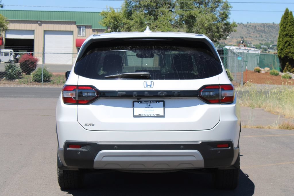 Used 2025 Honda Pilot EX-L image 5