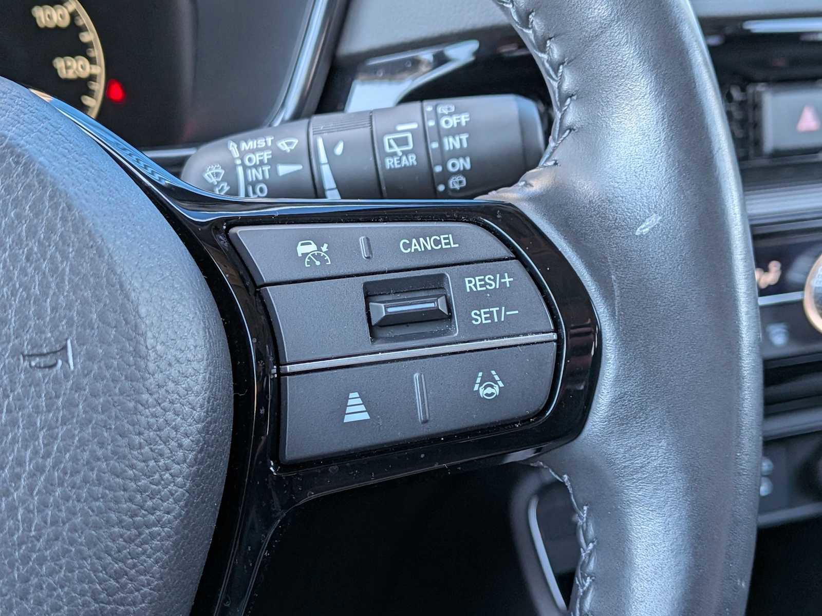 Used 2024 Honda CR-V EX-L image 25