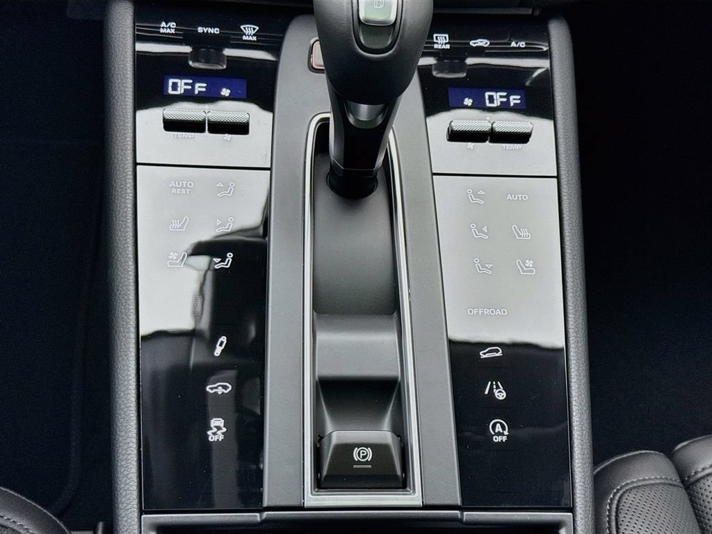 New 2026 Porsche Macan S AWD/4WD image 23