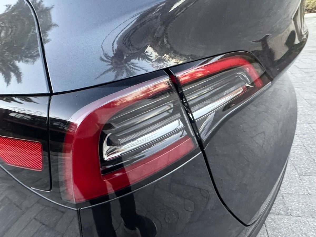 Used 2024 Tesla Model Y Long Range RWD image 27