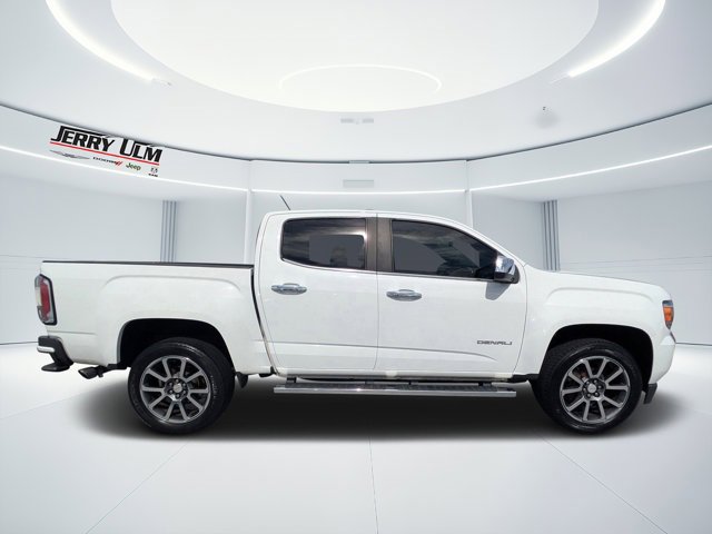 Used 2019 GMC Canyon Denali image 2