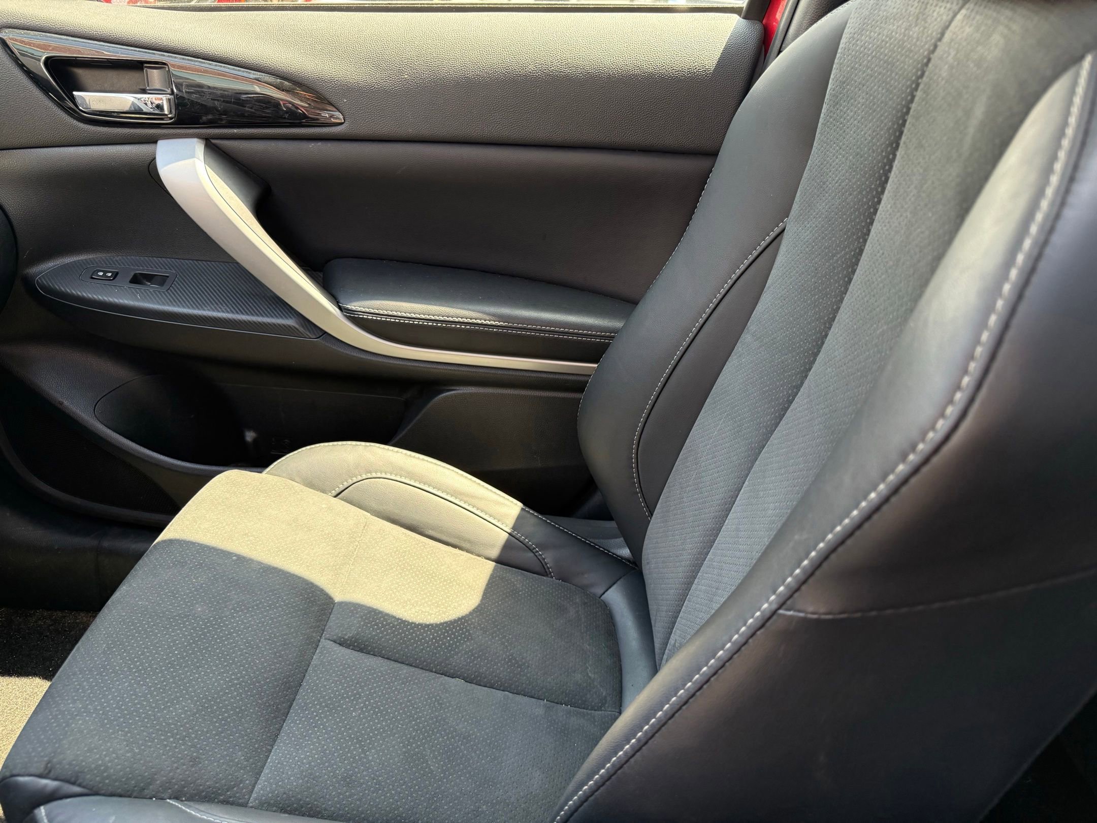 Used 2022 Mitsubishi Eclipse Cross SEL AWD/4WD image 18