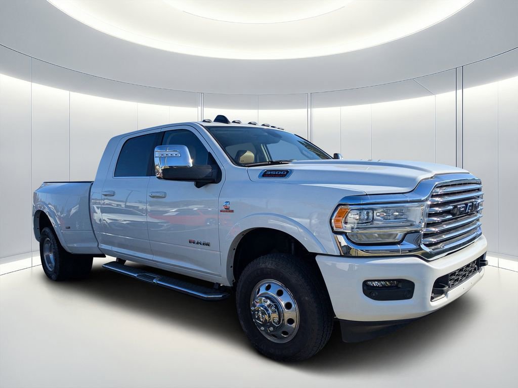 Used 2023 RAM 3500 Limited image 2