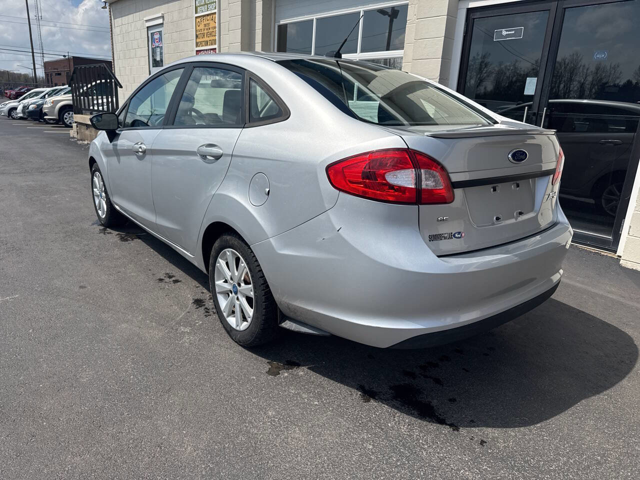Used 2012 Ford Fiesta SE image 7