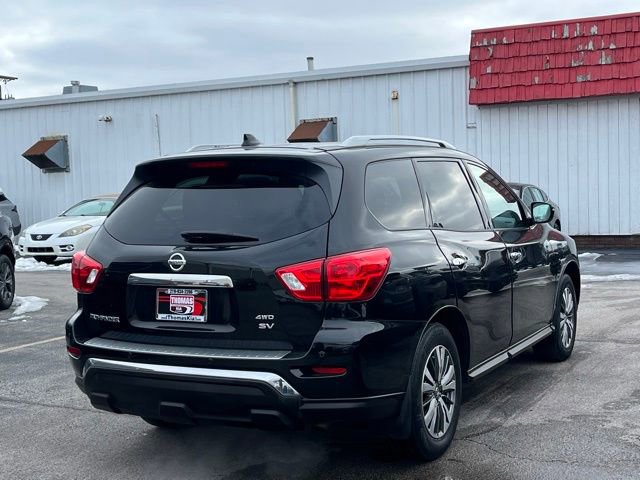 Used 2019 Nissan Pathfinder SV image 13