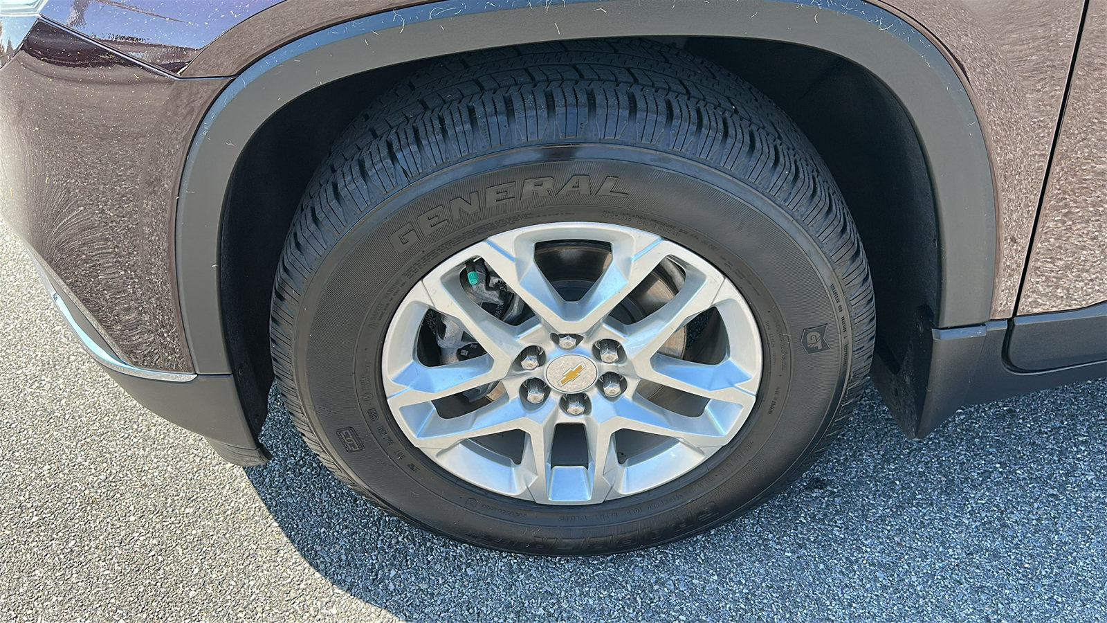 Used 2021 Chevrolet Traverse LT AWD/4WD image 9