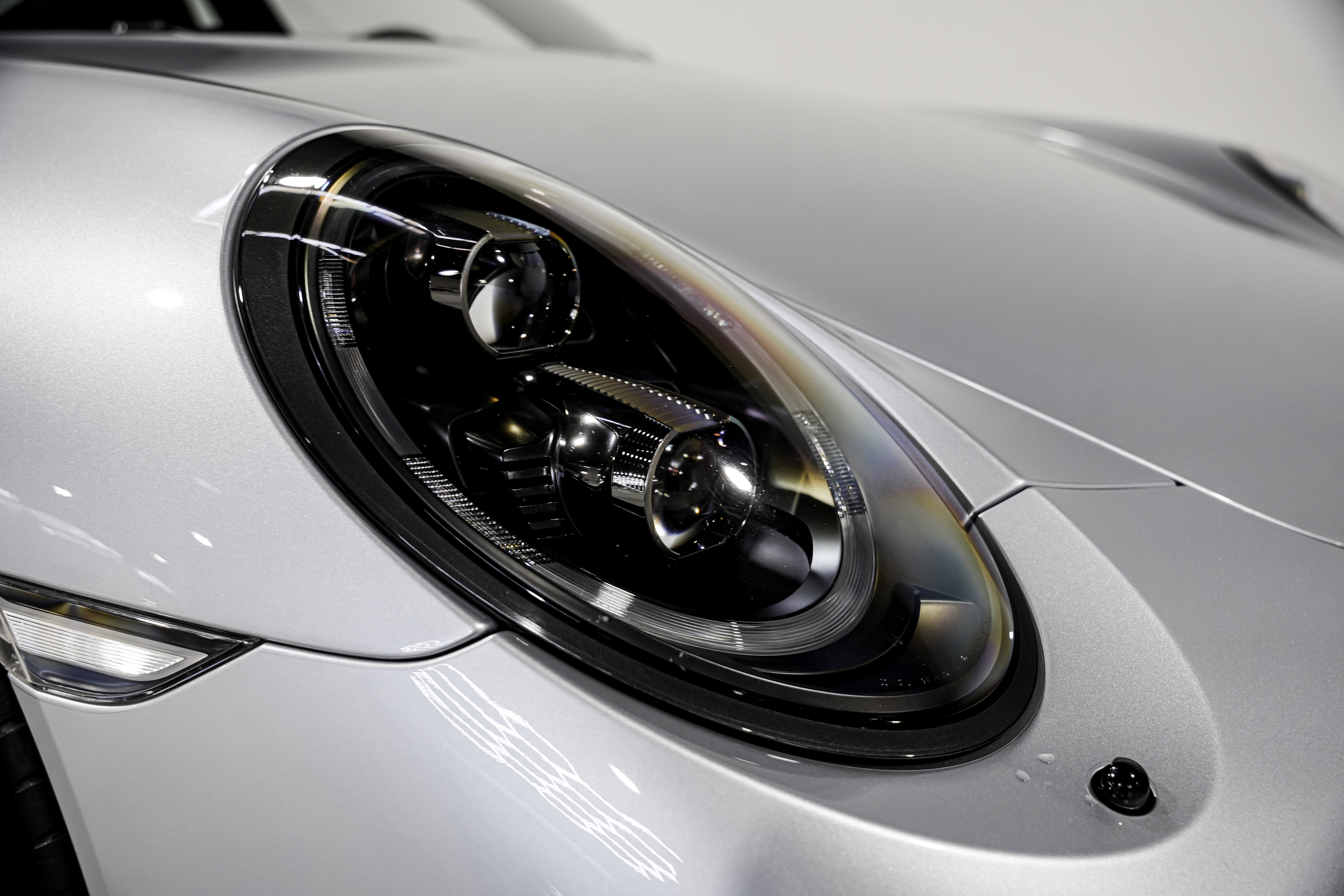 Used 2016 Porsche 911 Carrera GTS image 41