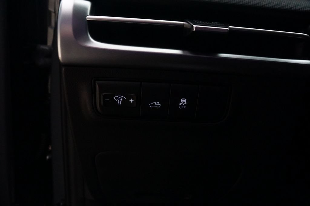 New 2026 Hyundai Santa Cruz SE FWD image 16