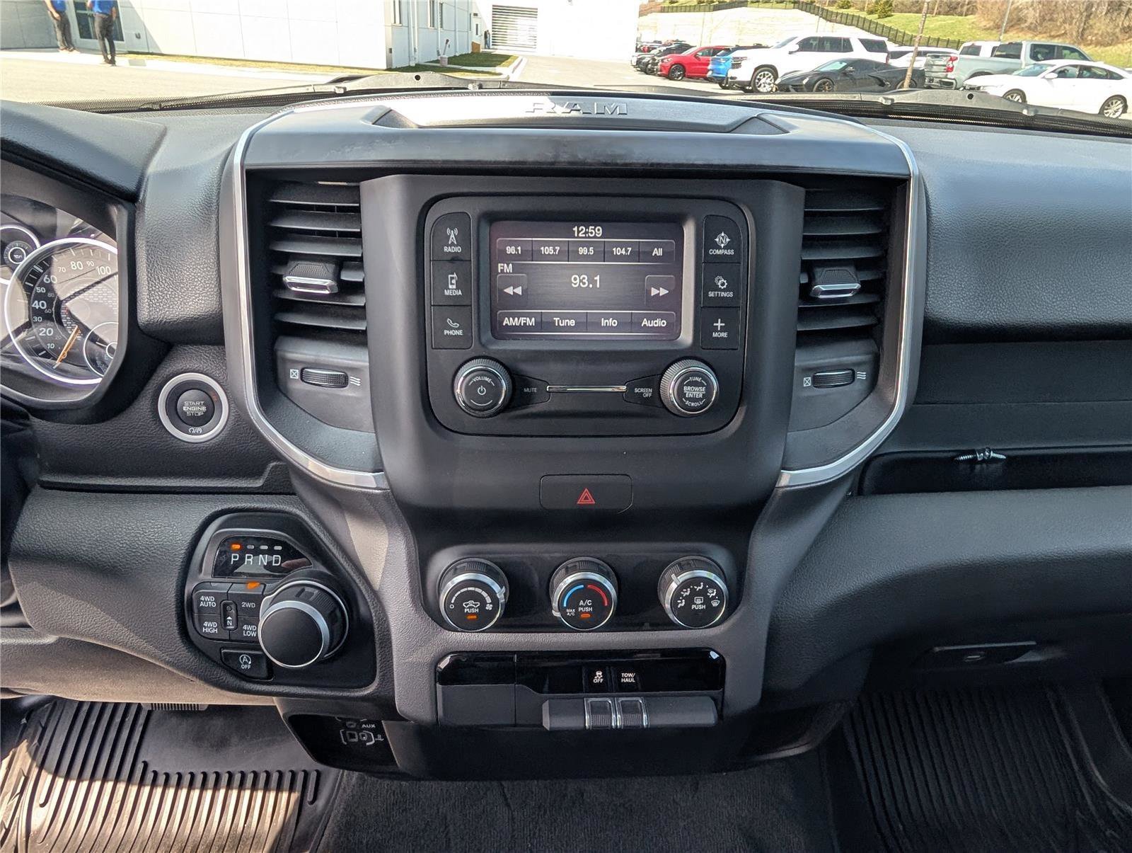 Used 2022 RAM 1500 Big Horn AWD/4WD image 17