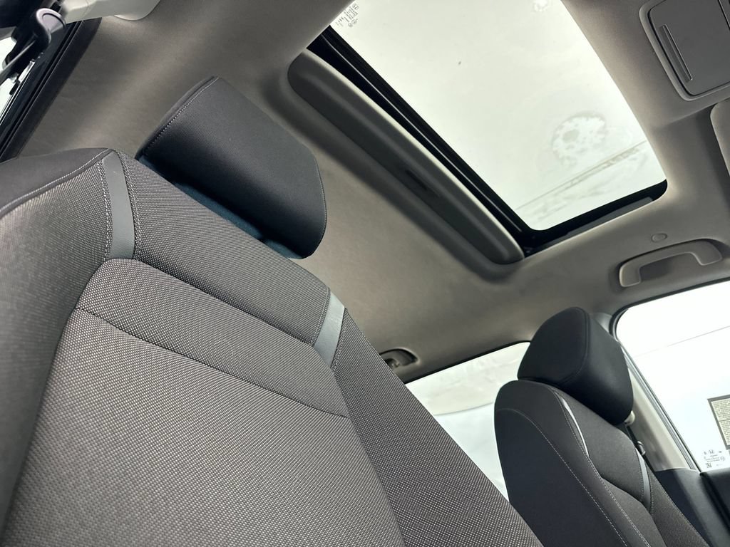 Used 2023 Honda CR-V EX image 16