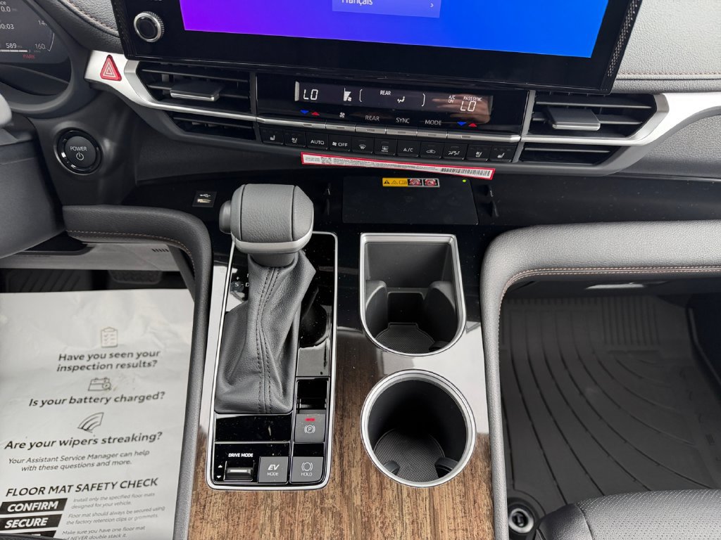 New 2026 Toyota Sienna Limited AWD/4WD image 11