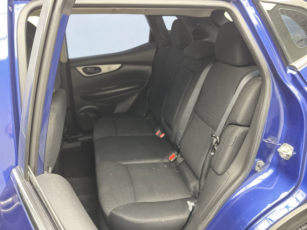 Used 2020 Nissan Rogue Sport S AWD/4WD image 9