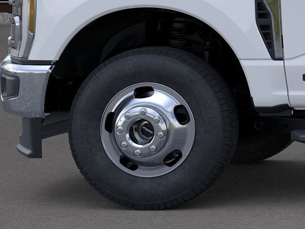 New 2026 Ford F350 Lariat image 19