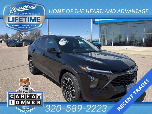 Used 2024 Chevrolet Trax RS FWD image 1