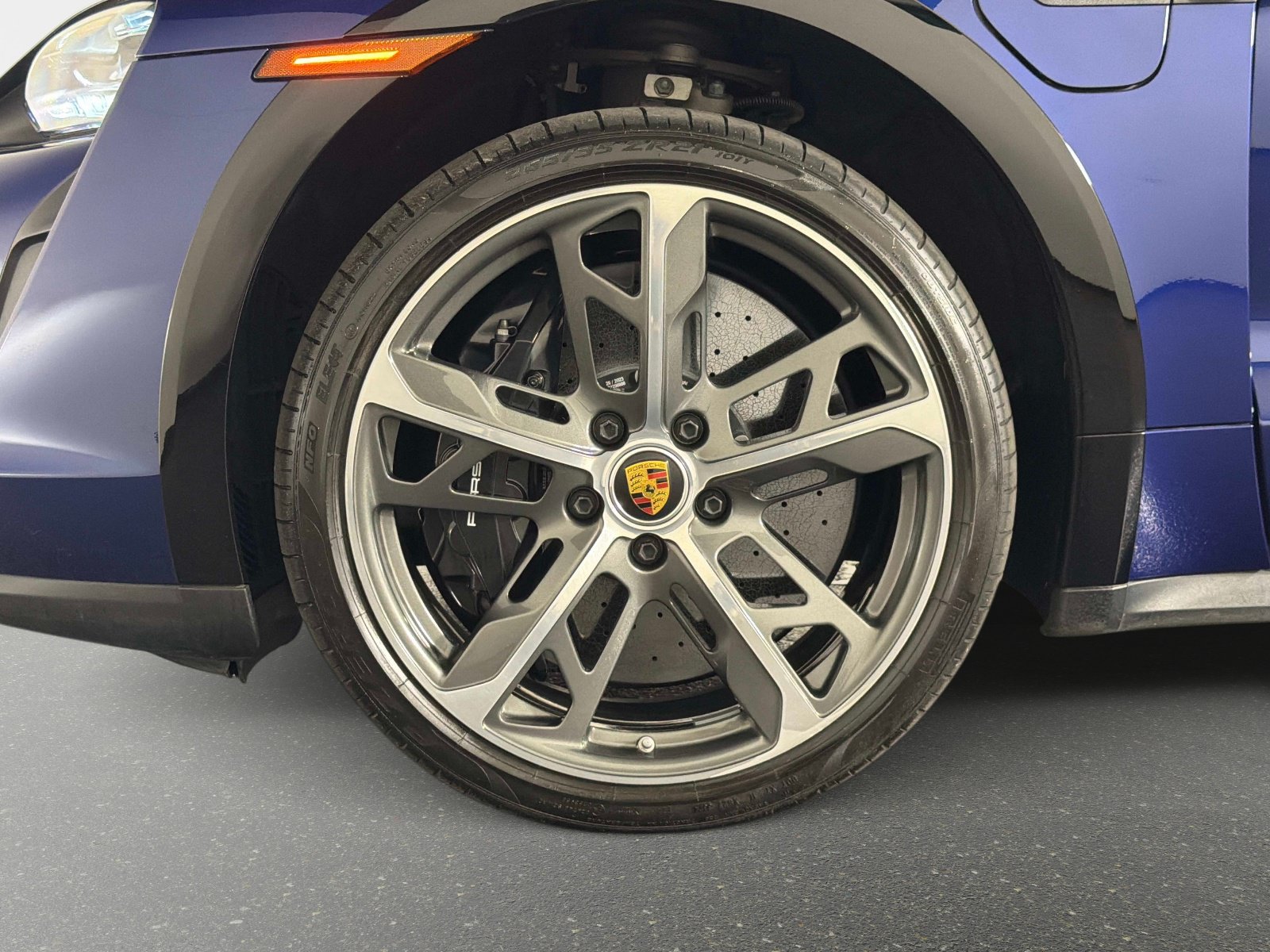 Used 2024 Porsche Taycan Turbo AWD/4WD image 18