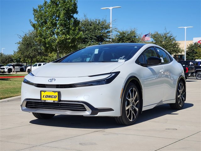 New 2026 Toyota Prius Plug-In Hybrid image 2