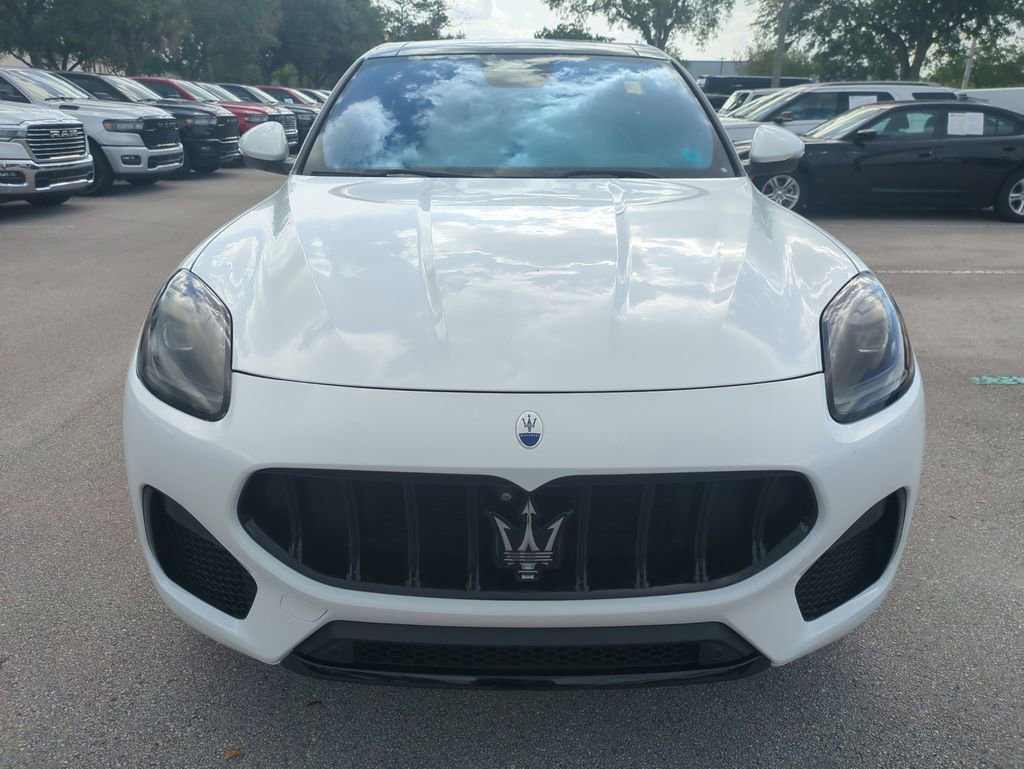 Used 2023 Maserati Grecale Modena AWD/4WD image 4