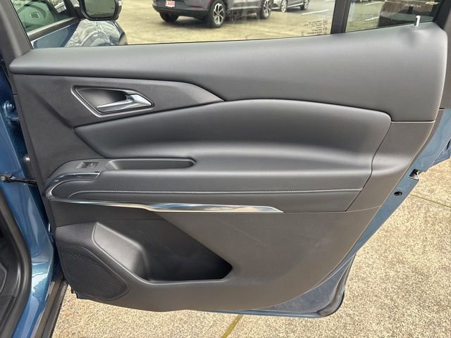 New 2026 Chevrolet Traverse LT w/ Driver Confidence Package image 38