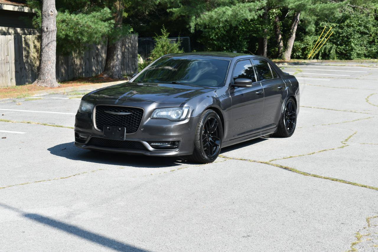 Used 2017 Chrysler 300 S w/ 300S Premium Group 2 w/2_L RWD image 2
