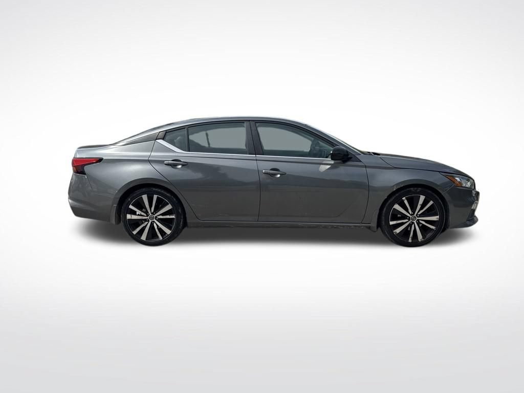 Used 2020 Nissan Altima 2.5 SR FWD image 4