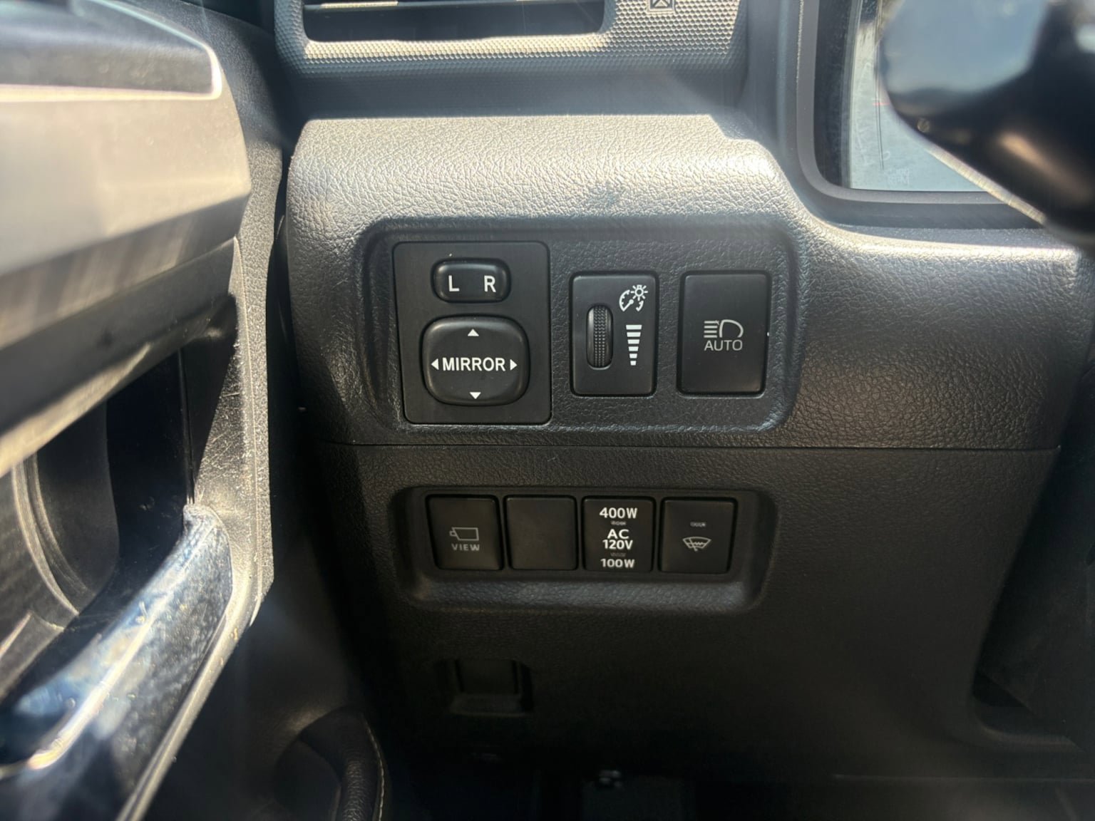 Used 2022 Toyota 4Runner SR5 Premium AWD/4WD image 23