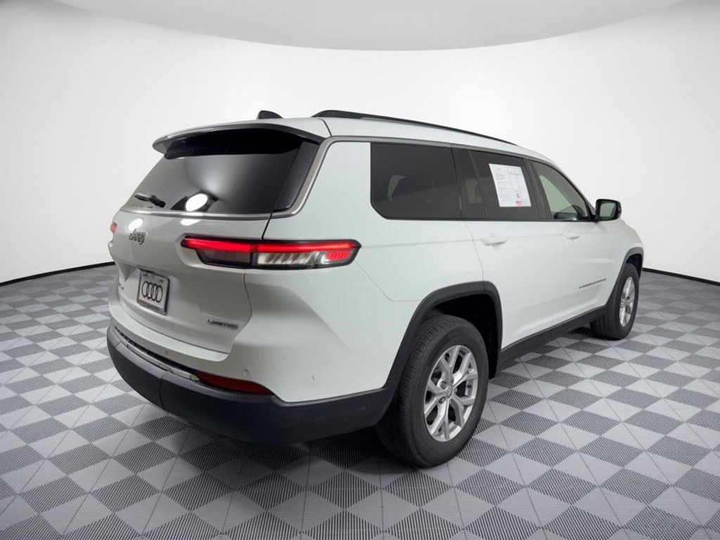 Used 2022 Jeep Grand Cherokee L Limited AWD/4WD image 9