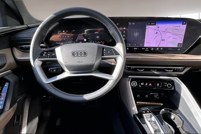 Used 2025 Audi Q5 Premium w/ Convenience Package image 8