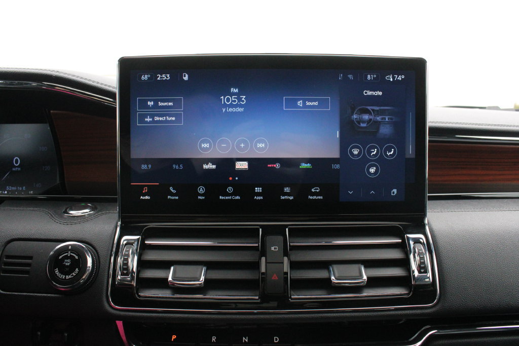 Used 2024 Lincoln Navigator L Reserve AWD/4WD image 15