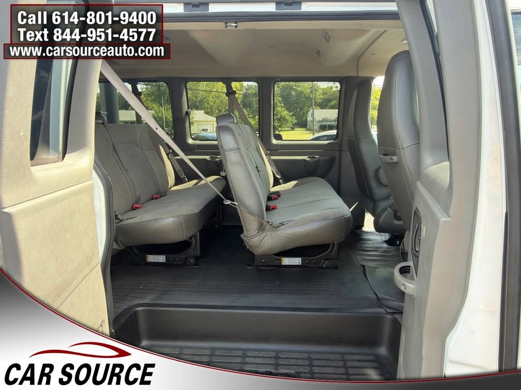 Used 2023 GMC Savana 3500 LS RWD image 25
