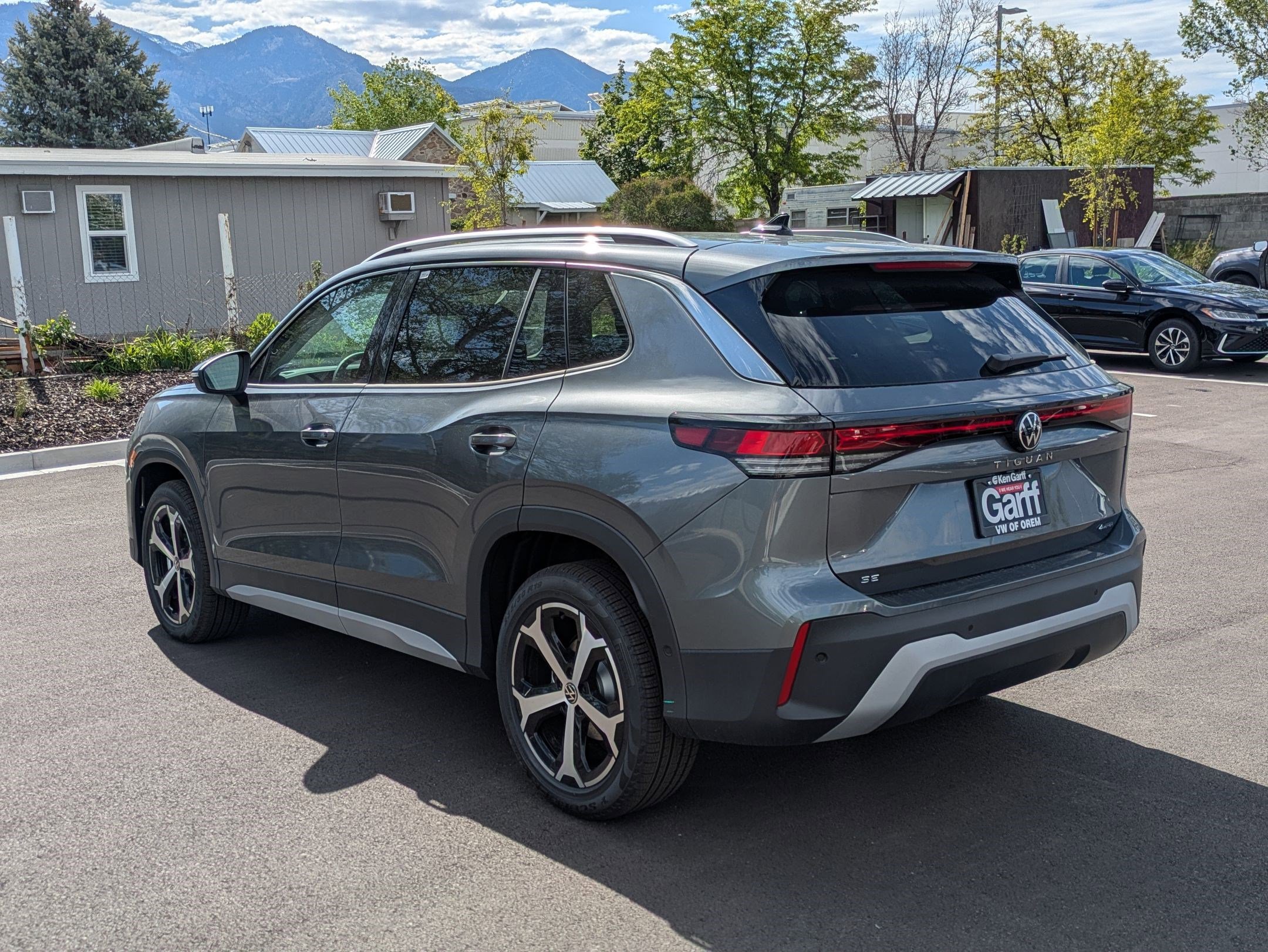 New 2026 Volkswagen Tiguan SE AWD/4WD image 8