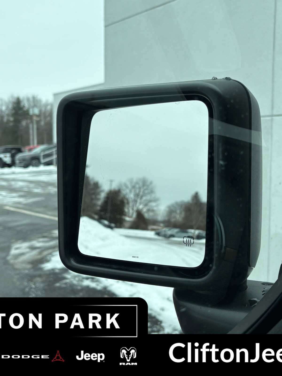 Certified 2025 Jeep Wrangler Sahara image 20