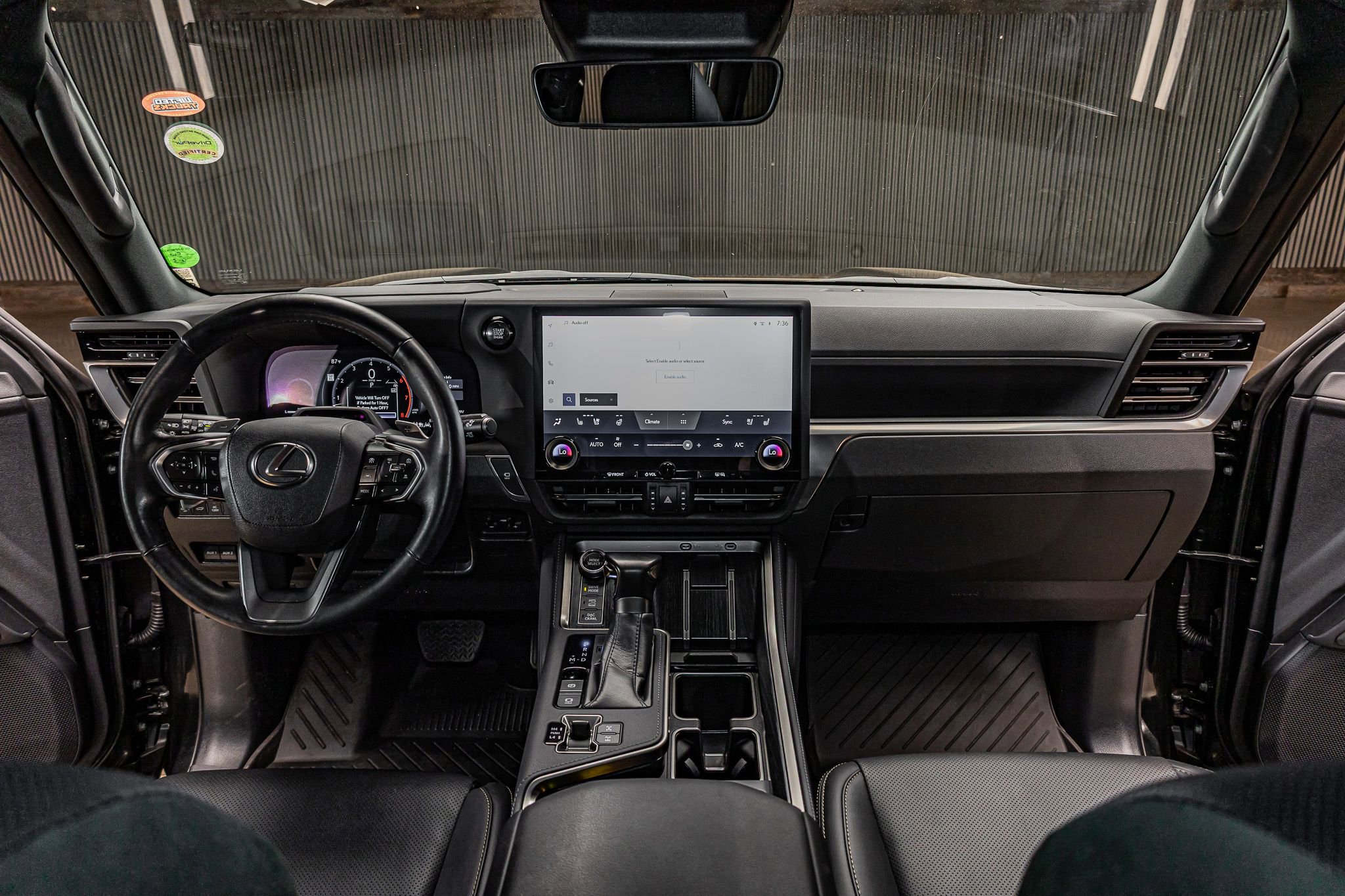 Used 2025 Lexus GX 550 AWD/4WD image 16