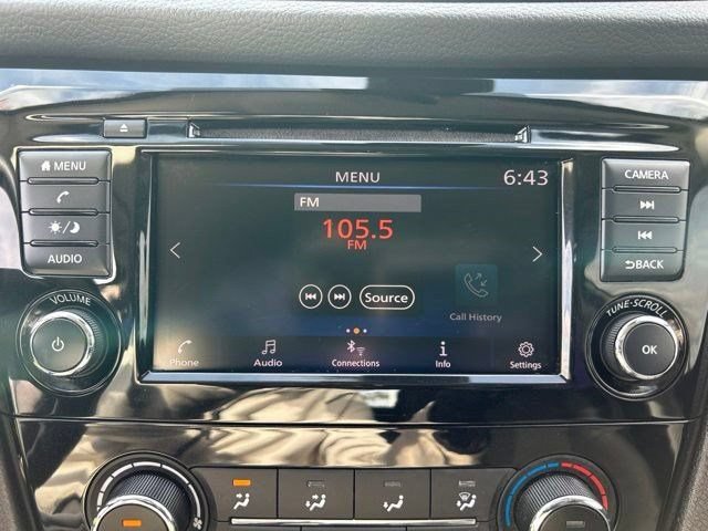 Used 2022 Nissan Rogue Sport S FWD image 25