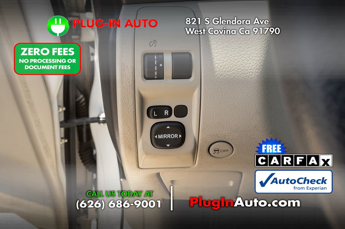 Used 2010 Subaru Impreza 2.5i AWD/4WD image 21