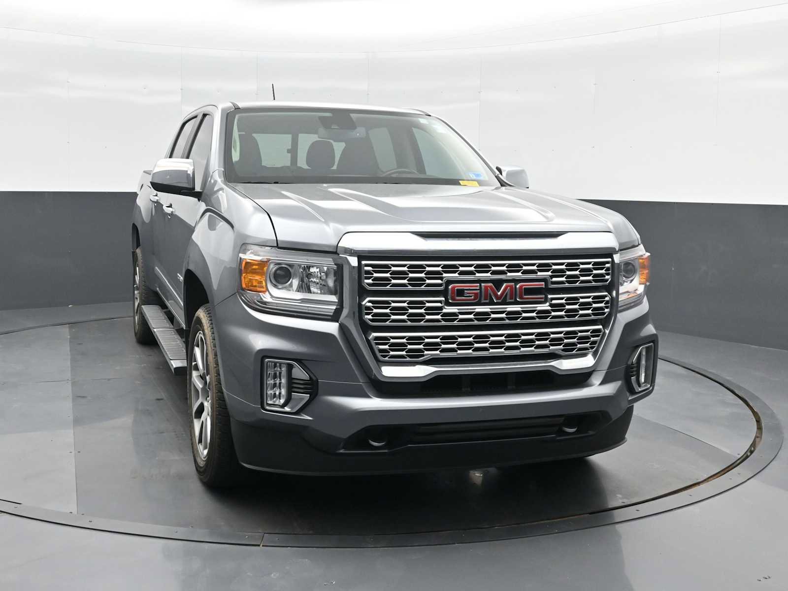 Used 2022 GMC Canyon Denali w/ LPO, Power Package image 2