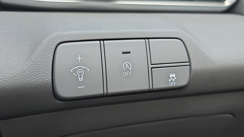 New 2026 Hyundai Elantra SE FWD image 25