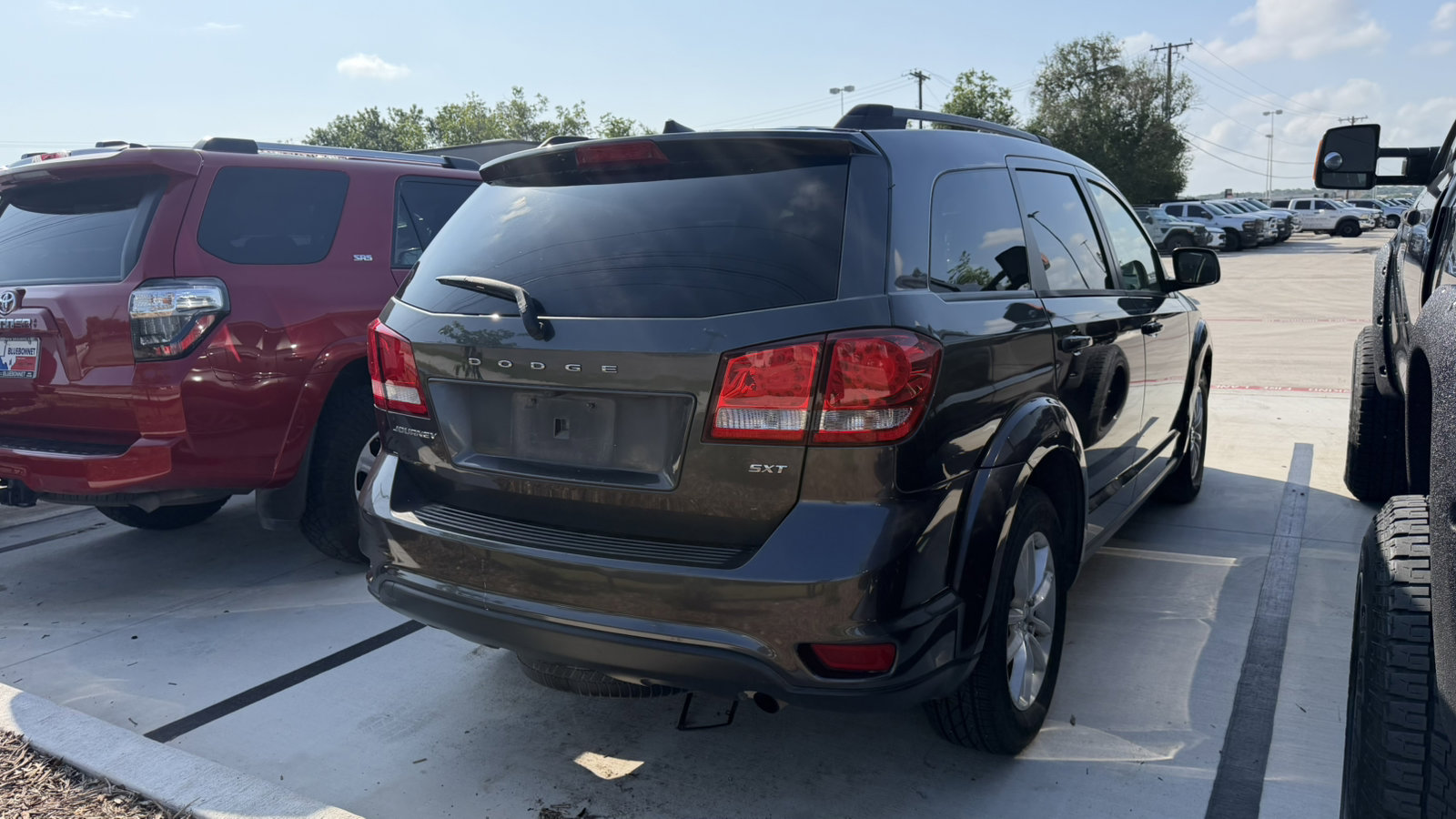 Used 2018 Dodge Journey SXT w/ Connectivity Group FWD image 9