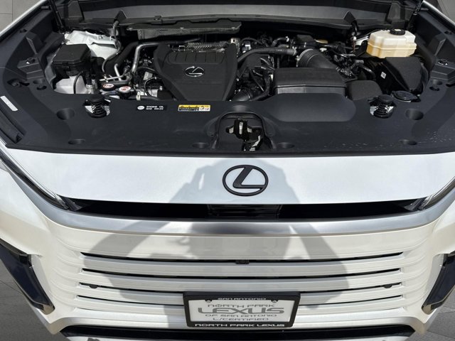 Certified 2026 Lexus TX 500h AWD w/ Technology Package image 24