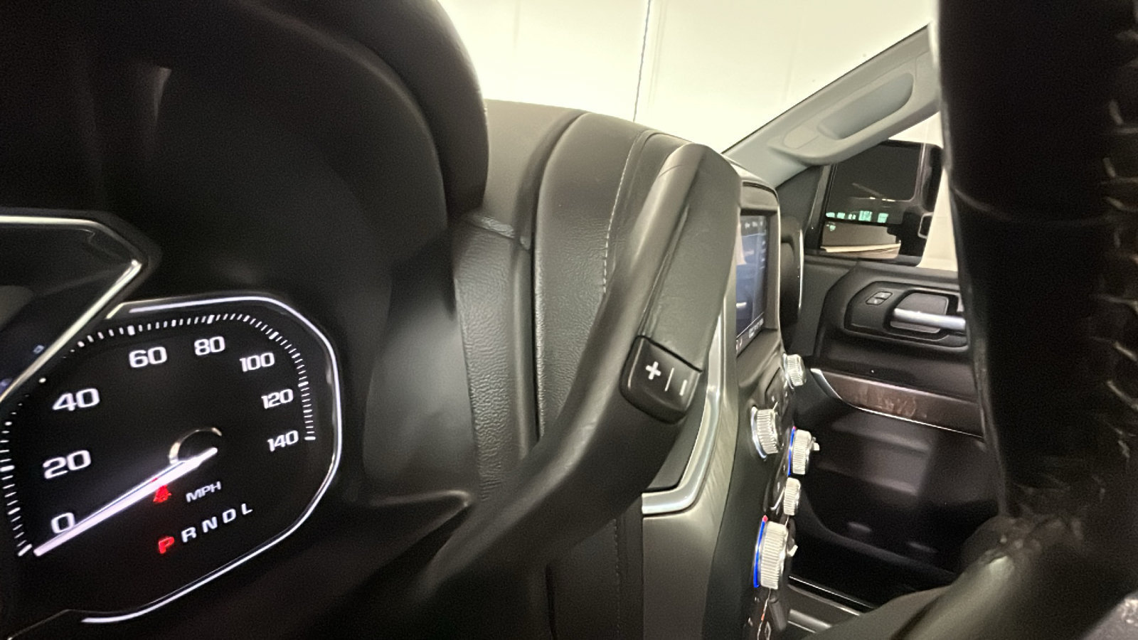 Used 2021 GMC Sierra 2500 Denali AWD/4WD image 25