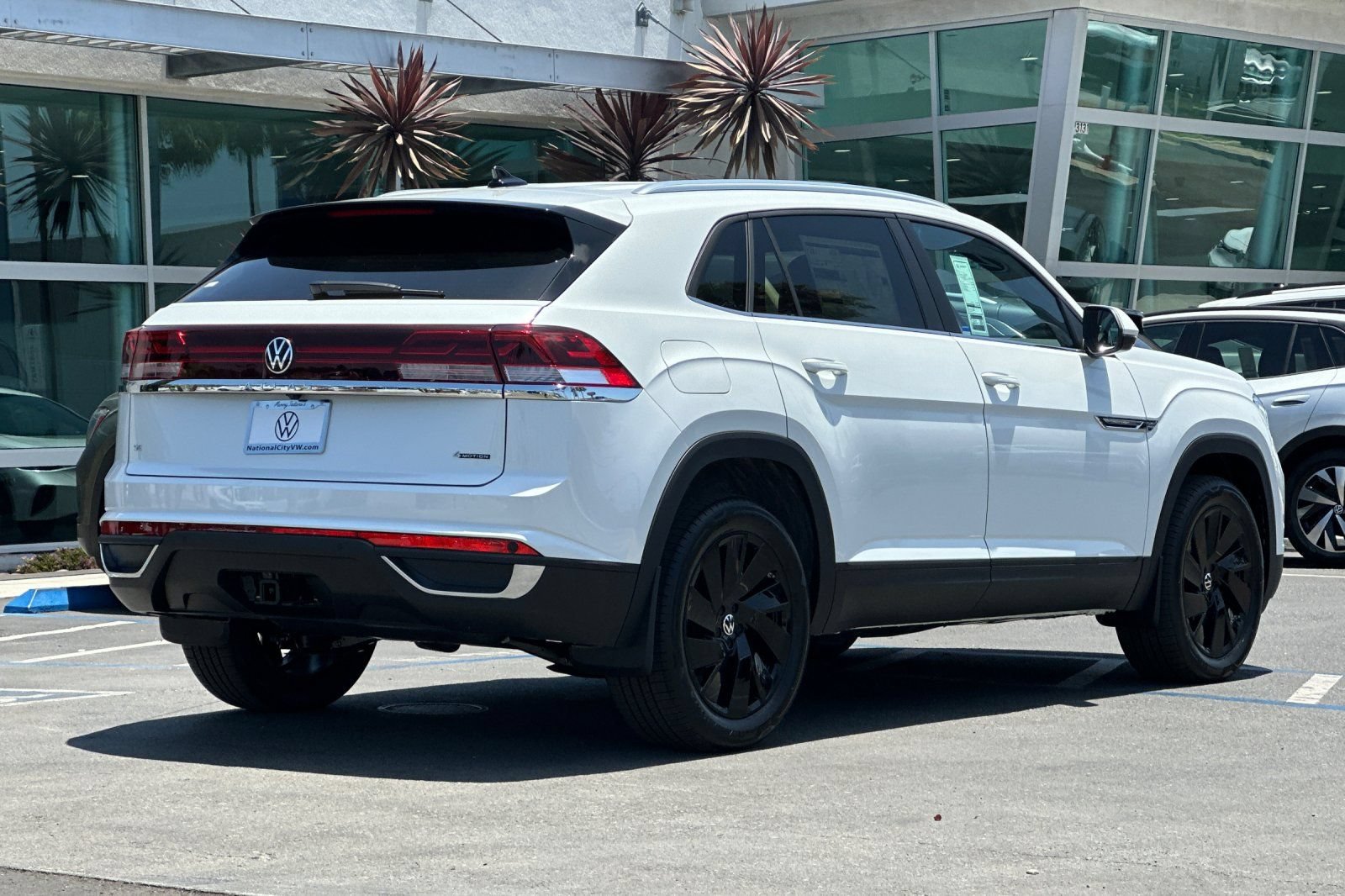 New 2026 Volkswagen Atlas Cross Sport SE AWD/4WD image 5