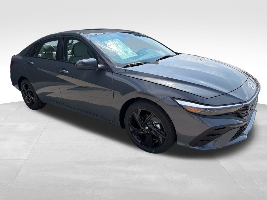 New 2026 Hyundai Elantra SEL Sport FWD image 9