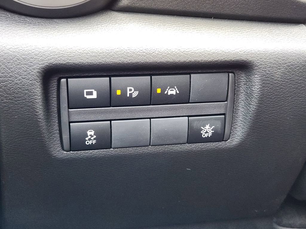 New 2025 Nissan Versa S w/ Trunk Package FWD image 15