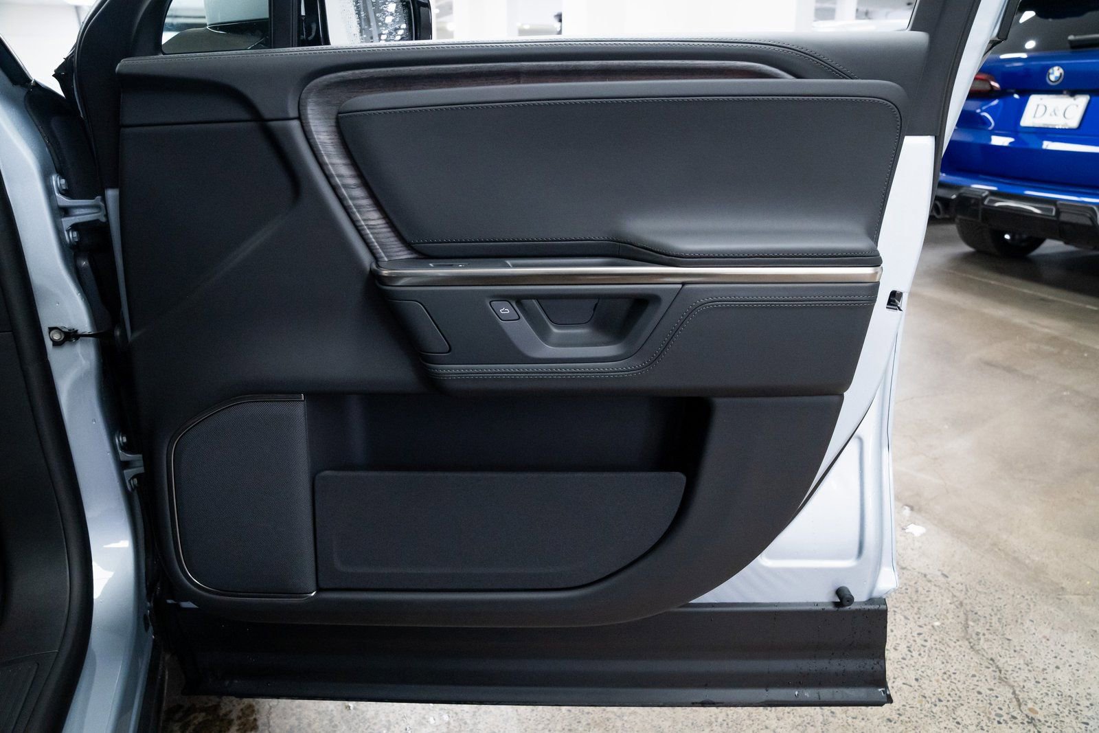 Used 2026 Rivian R1S Adventure image 22