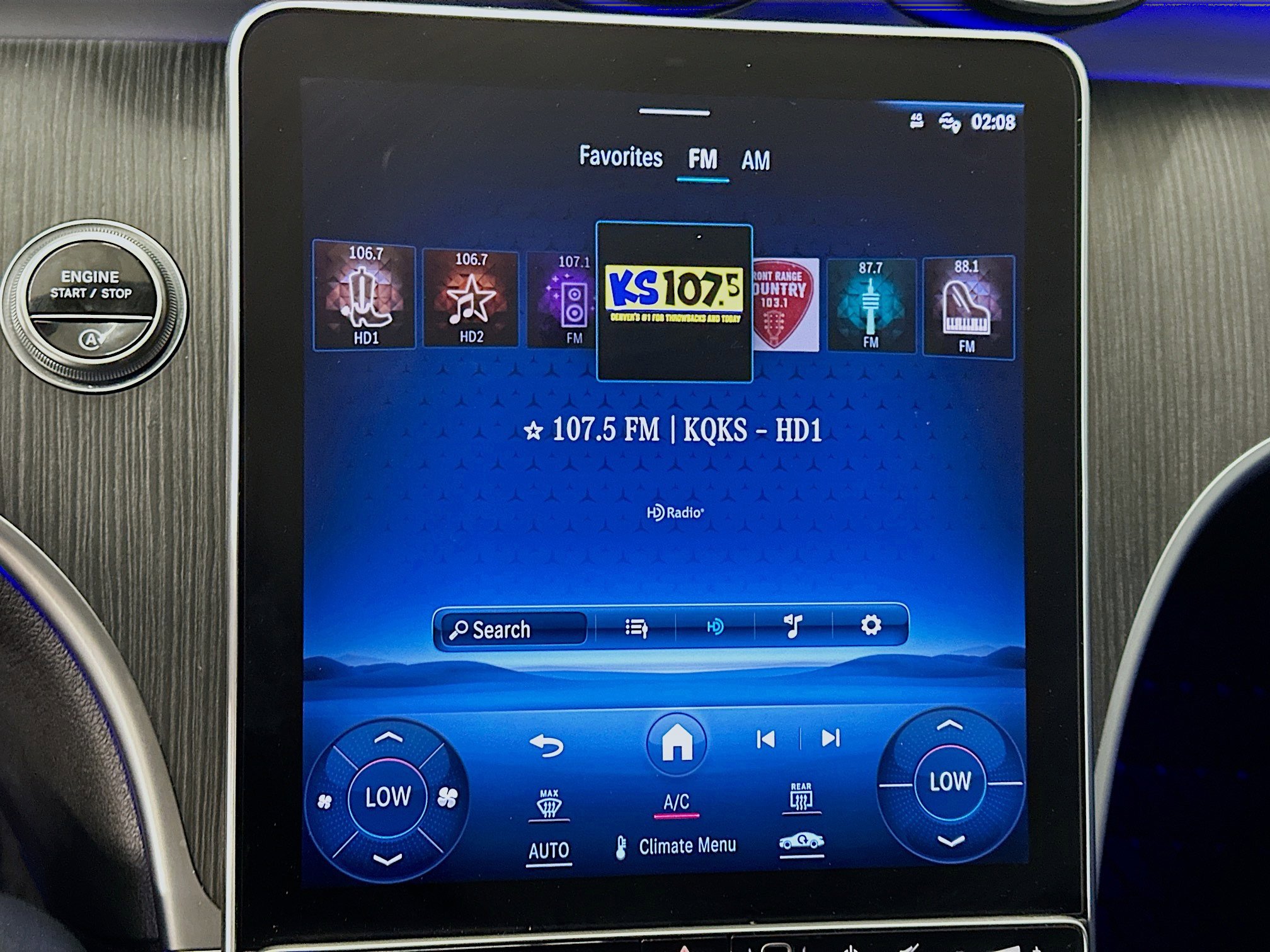 Used 2023 Mercedes-Benz C 300 4MATIC Sedan w/ AMG Line w/ Night Package image 21