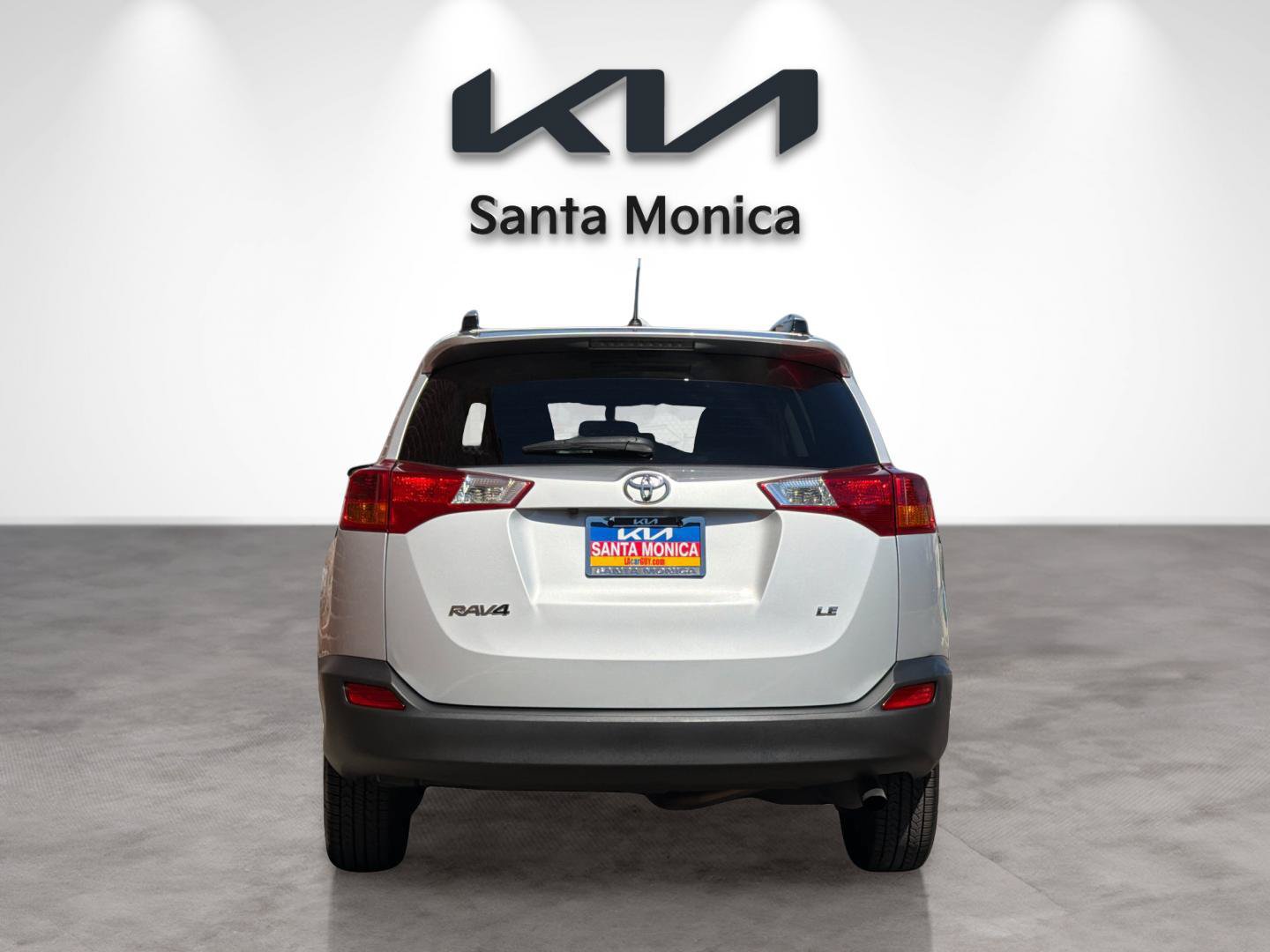 Used 2015 Toyota RAV4 LE FWD image 5